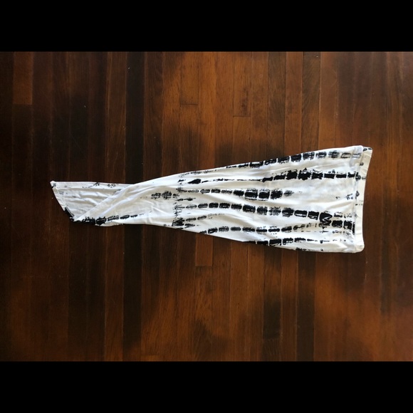 Skirt - Picture 3 of 5